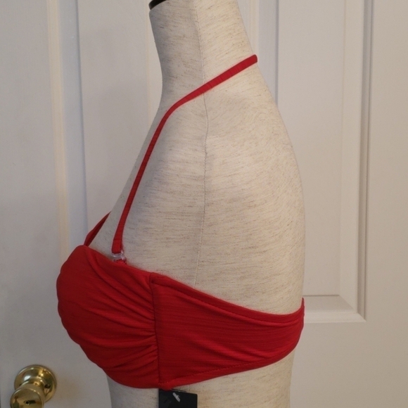 𝅺mossimo Red Bikini Top NWT - Picture 5 of 11